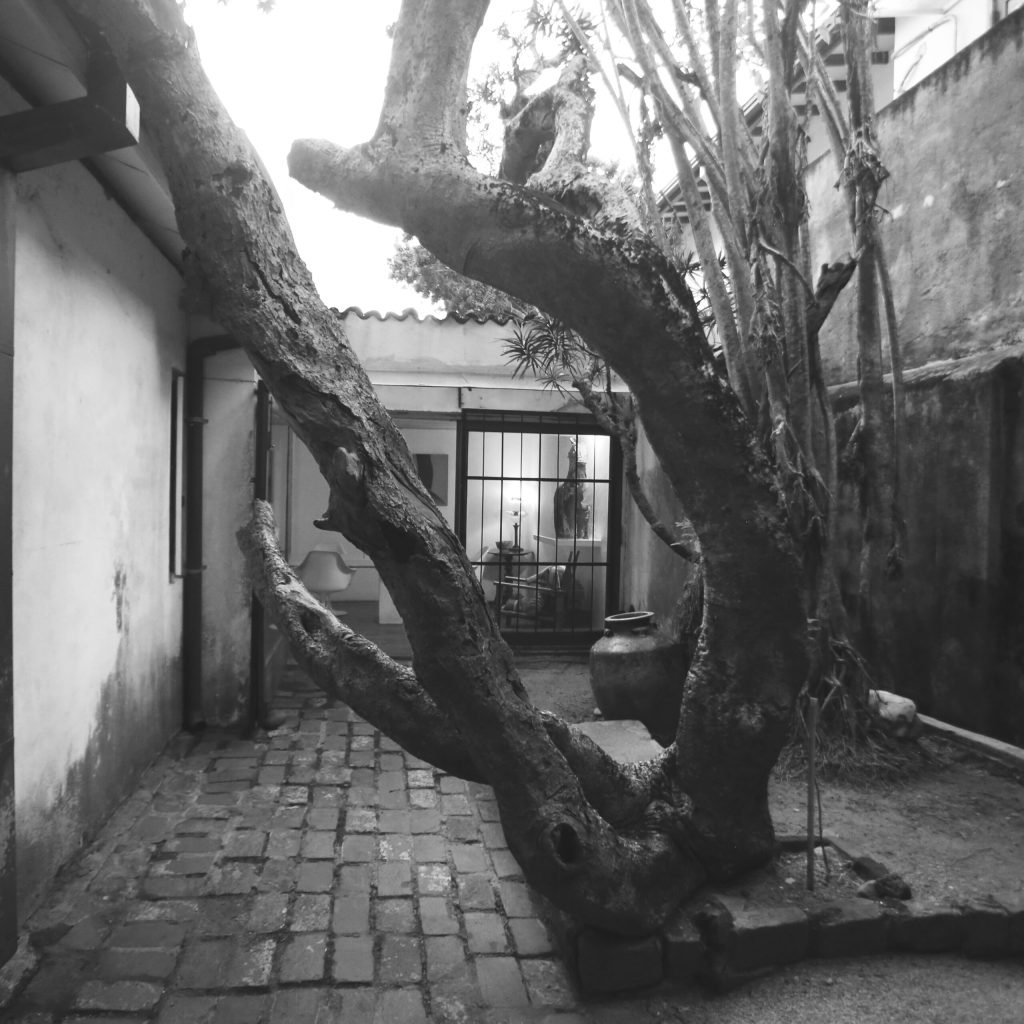 Geoffrey Bawa’s home – 33rd Lane Colombo, Sri Lanka